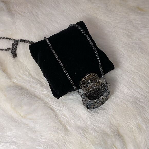 Vintage Purse Locket Pendant Necklace Opens Filigree Marcasite Style Red Glass S - Picture 4 of 6